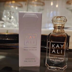 Kayali Vanilla Candy Eau de Parfum - Pink Bottle & Box